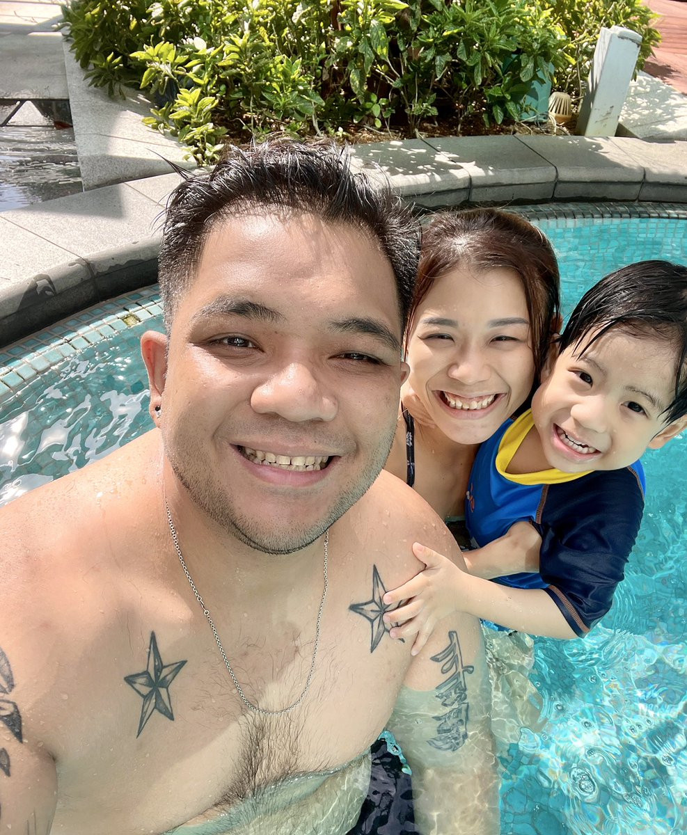 ChrystianVII's tweet photo. Mi Familia ❤️ #TheTehs #Staycation #Sofitelkualalumpurdamansara #sofitel https://t.co/9tlw1FVutO