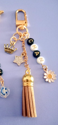 RuzannaAiko's tweet photo. 🇲🇾🇲🇾 ONLY!!!
Hey guyz! I'm opening custom order for my keychain! 
help RT pls tq!

💖Ready made = RM8 
(yes thy r still available in pic)

💖Custom order = RM12 
💖pls dm for more info if interested tq!
o̴̶̷̥᷅﹏o̴̶̷̥᷅

POSTAGE : RM7 EM , RM 11 WM
#pasarskz #pasarTXT #pasarkpop https://t.co/co00D1H1Ll