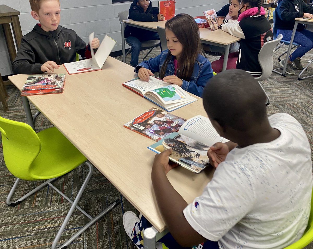MWSmith5of6's tweet photo. Fourth grade began their research unit today by exploring books about various Native American groups. I’m excited to share some great books and stories that feature Native American culture.  #OneWorldManyStories #NationalNativeAmericanHeritageMonth https://t.co/7qV0zr5A6s