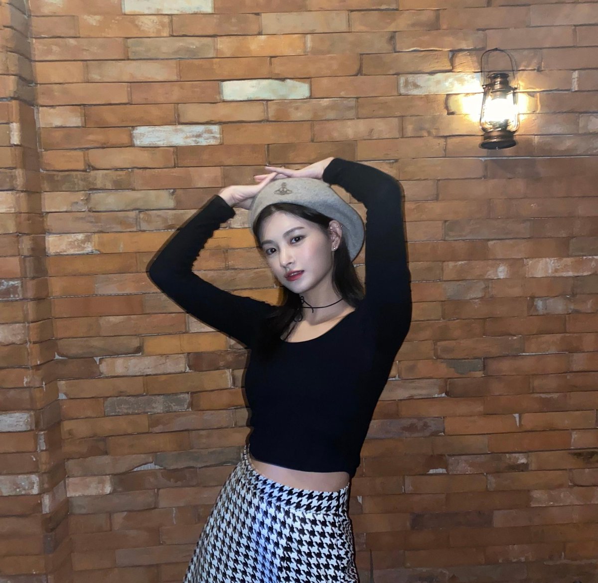 ⠀⠀  ⠀⠀

⠀⠀  ⠀📍weverse