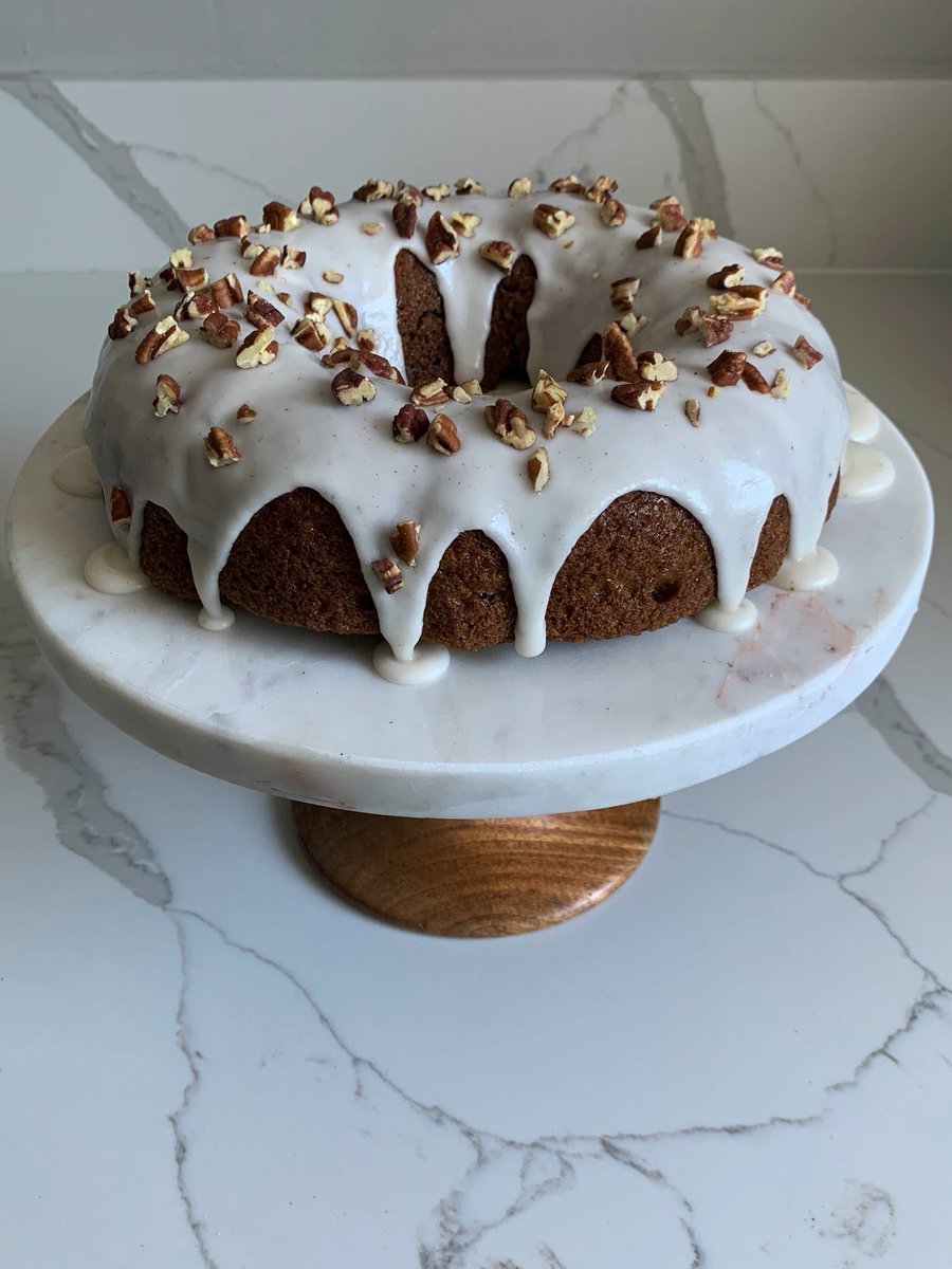 Vegan Spiced Holiday Cake With Pecan Maple Icing #baking #vegan #veganbaking #vegancake #cakedecorating #cakeart #cakedesign #foodie #edibleart  #bakinginstagram #cakeideas #holiday #holidaycake #thanksgiving #thanksgivingbaking