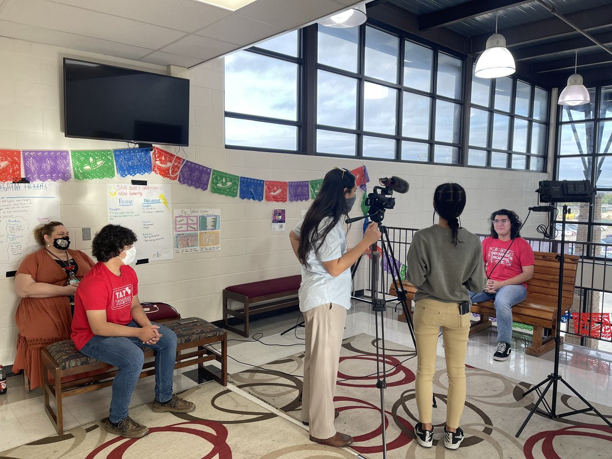 MrsBanda_BHS's tweet photo. A little behind the scenes sneak peek of some Comm Arts magic!! Stay tuned!! Shout out to @McCarthyNISD, Mr. Rocha and our awesome students!! #WhyCommArts https://t.co/sZE50lwVhW