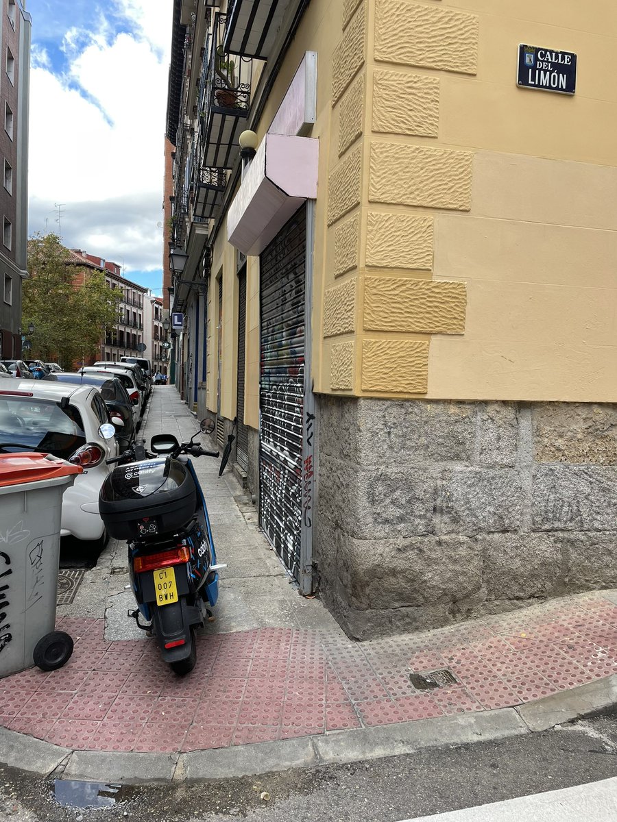 PabloGarGut's tweet photo. @cabify_espana por favor poned medidas para evitar que pasen estas cosas https://t.co/CGKXaXpJpo