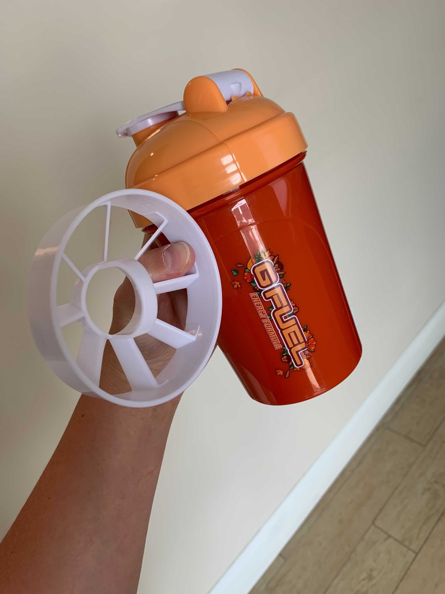 GFuelEnergy's tweet photo. Who wants one? 🦃🍂🍁 https://t.co/gO4TRm8gv2