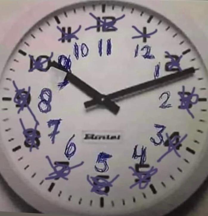 swfutbolsala's tweet photo. Solucionao lo de la hora una cosa meno https://t.co/g10P47KbfD