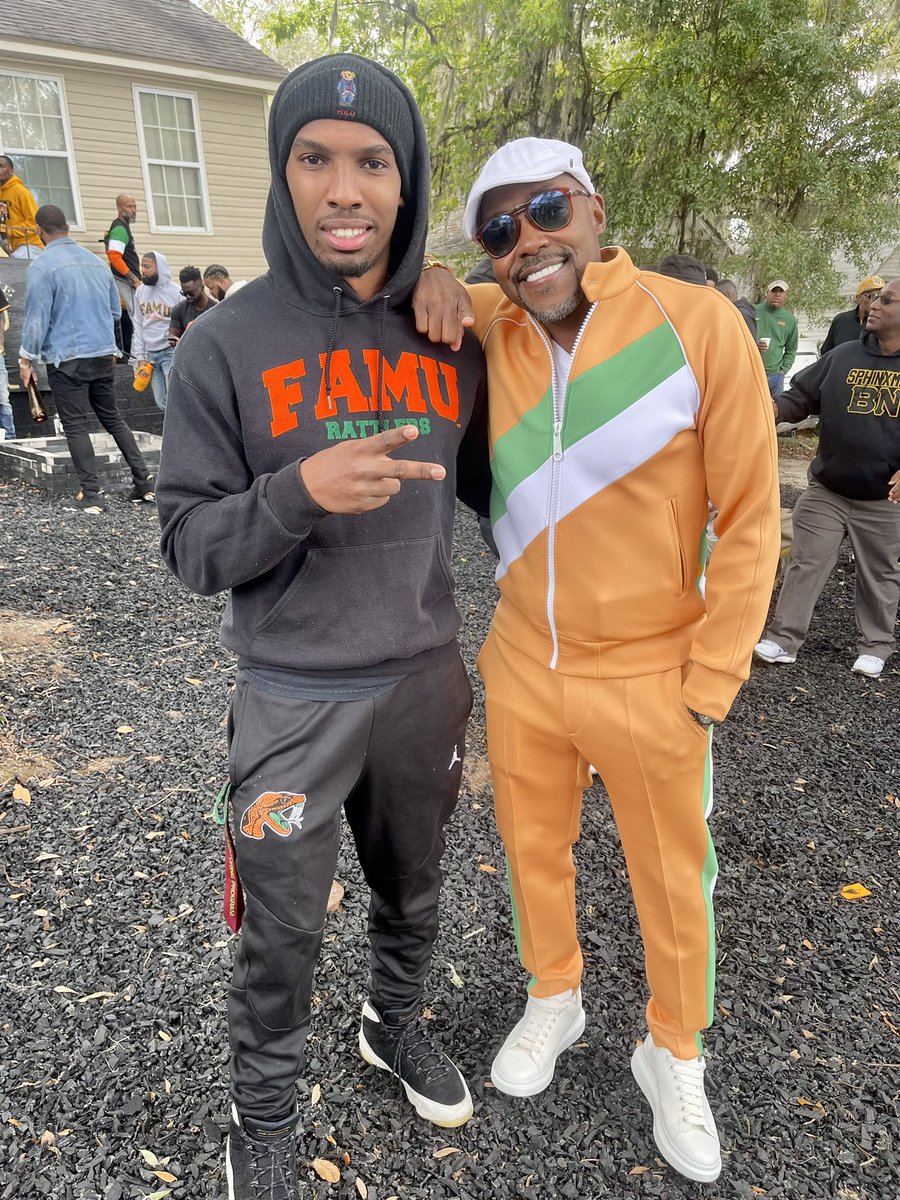 Dj Savage tweet media