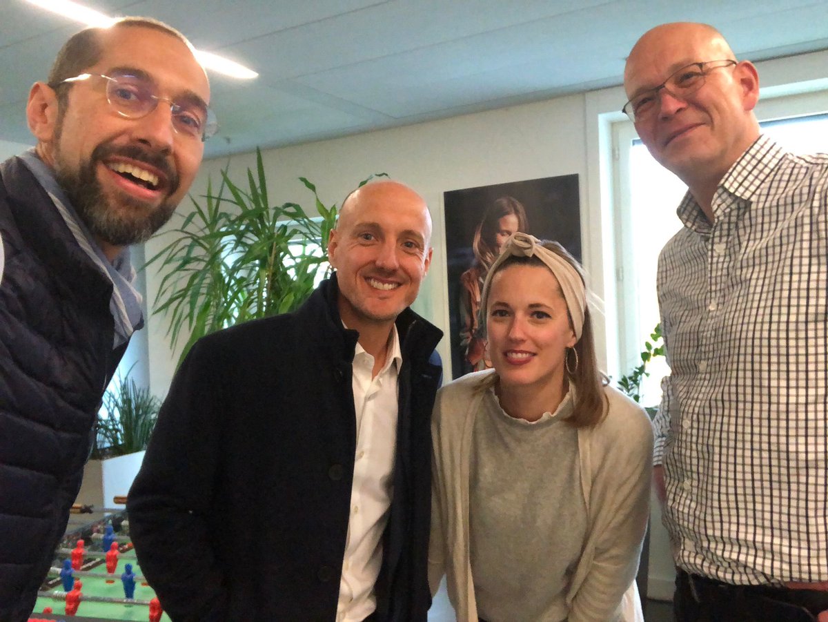 LukasSchurch's tweet photo. Heute habe ich als Head Corporate Public Affairs bei der @axpo begonnen. In einem super professionellem Umfeld und einem top motiviertem und kompetentem Team werden wir die Energiewende vorantreiben! https://t.co/pgO7Iyxted