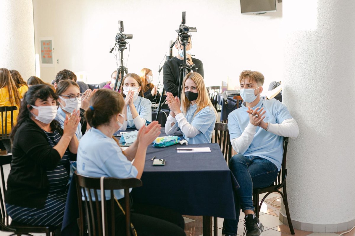 UNDPMoldova's tweet photo. MEANINGFUL VACATION
For the fifth year, Moldovan students are competing in "What? Where? When?" #intellectualgame in the electoral field. This year the best team is from Anenii Noi. #democracytalks https://t.co/E3x4y3Ltpb