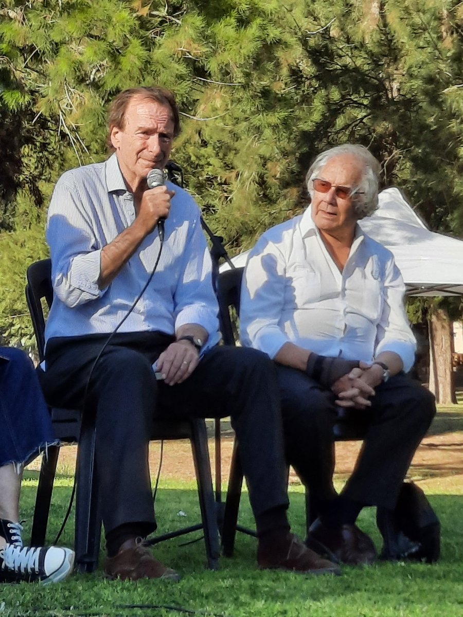 MarianPesado's tweet photo. Y cerraron dialogando con les pibes Adolfo @PrensaPEsquivel y Norberto Liwsky https://t.co/VuxiTkEXHk