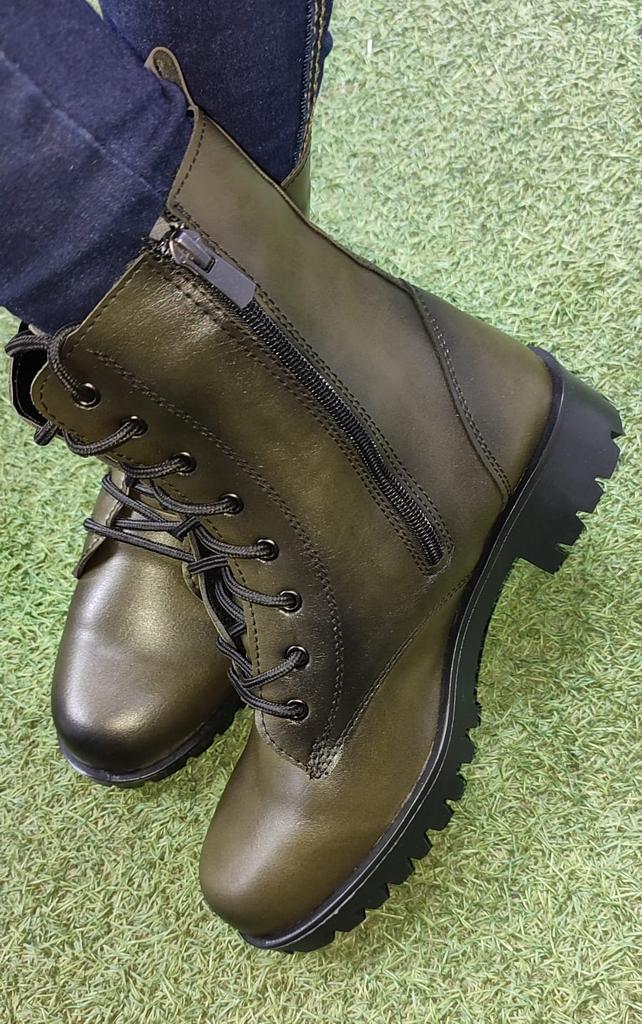 🌟Ladies boots
🌟Size 36-40
🌟Ksh.3200/=
🌟DM/📲0721680370