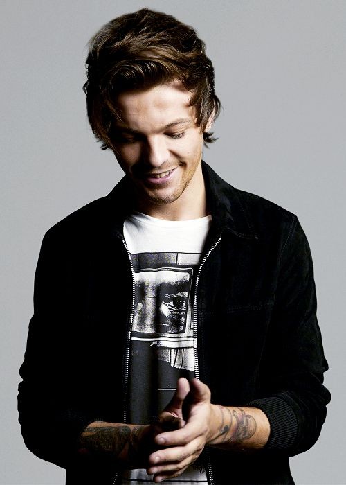 Itsnewze's tweet photo. Don't Let It Break Your Heart by Louis Tomlinson

#DontLetItBreakYourHeart
#LouisTomlinson
@Louis_Tomlinson https://t.co/N08MhiexN2
