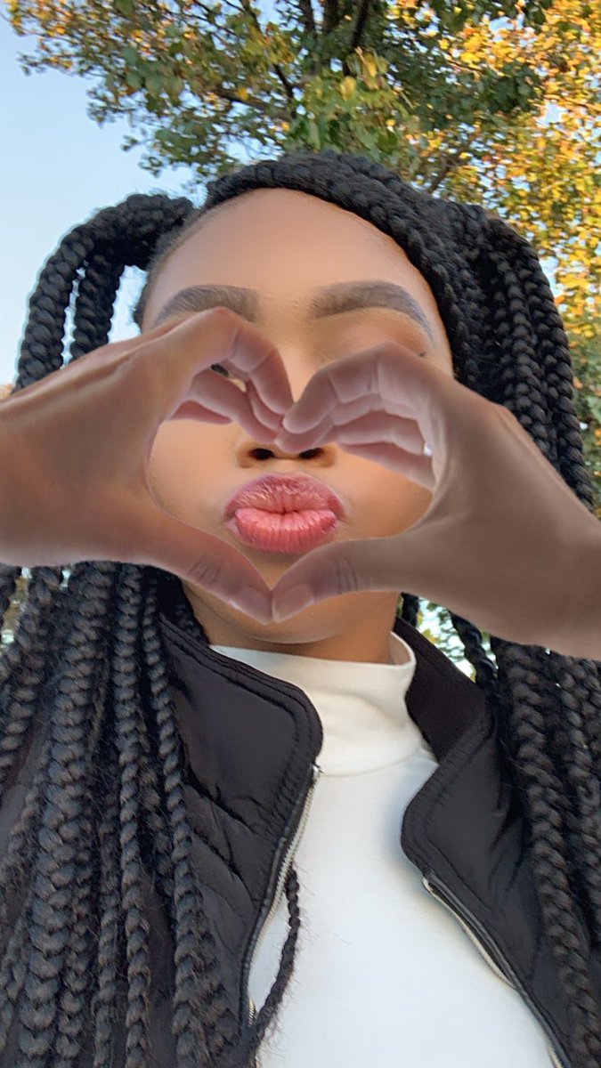 MoraMina_'s tweet photo. Love you all 😚 https://t.co/hqZhA306bp