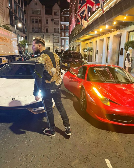 Drive italian, live english, spend arab ?

Follow me on insta for daily lifestyle https://t.co/tV8VbJkU8l
