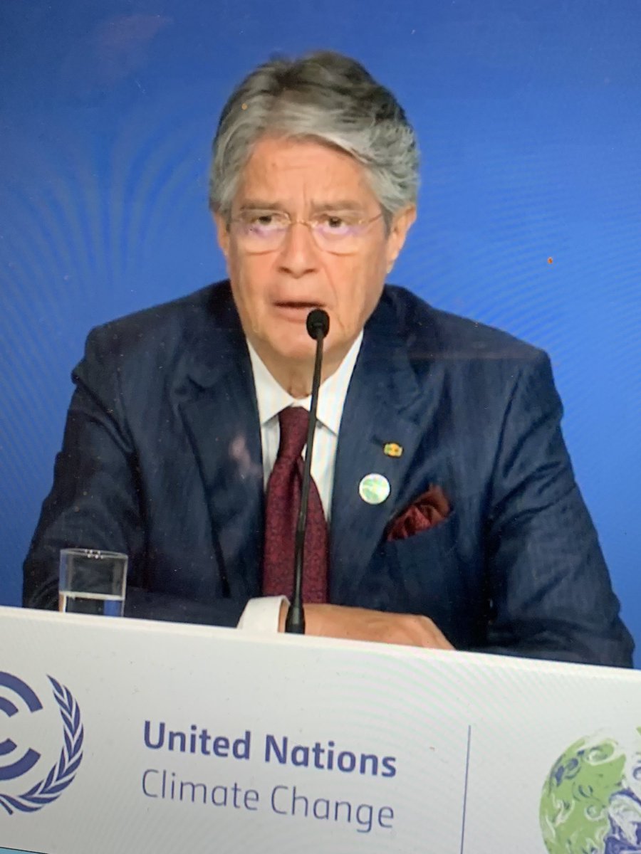 NinaGualinga's tweet photo. Lo que @LassoGuillermo no dijo en su rueda de prensa en la @COP26 cuando anunció la reserva marina de Galapagos (que obviamente es súper importante!) es que a la vez va destruir la selva y territorios indígenas duplicando la explotación petrolera!! https://t.co/WyBN8kTyfO