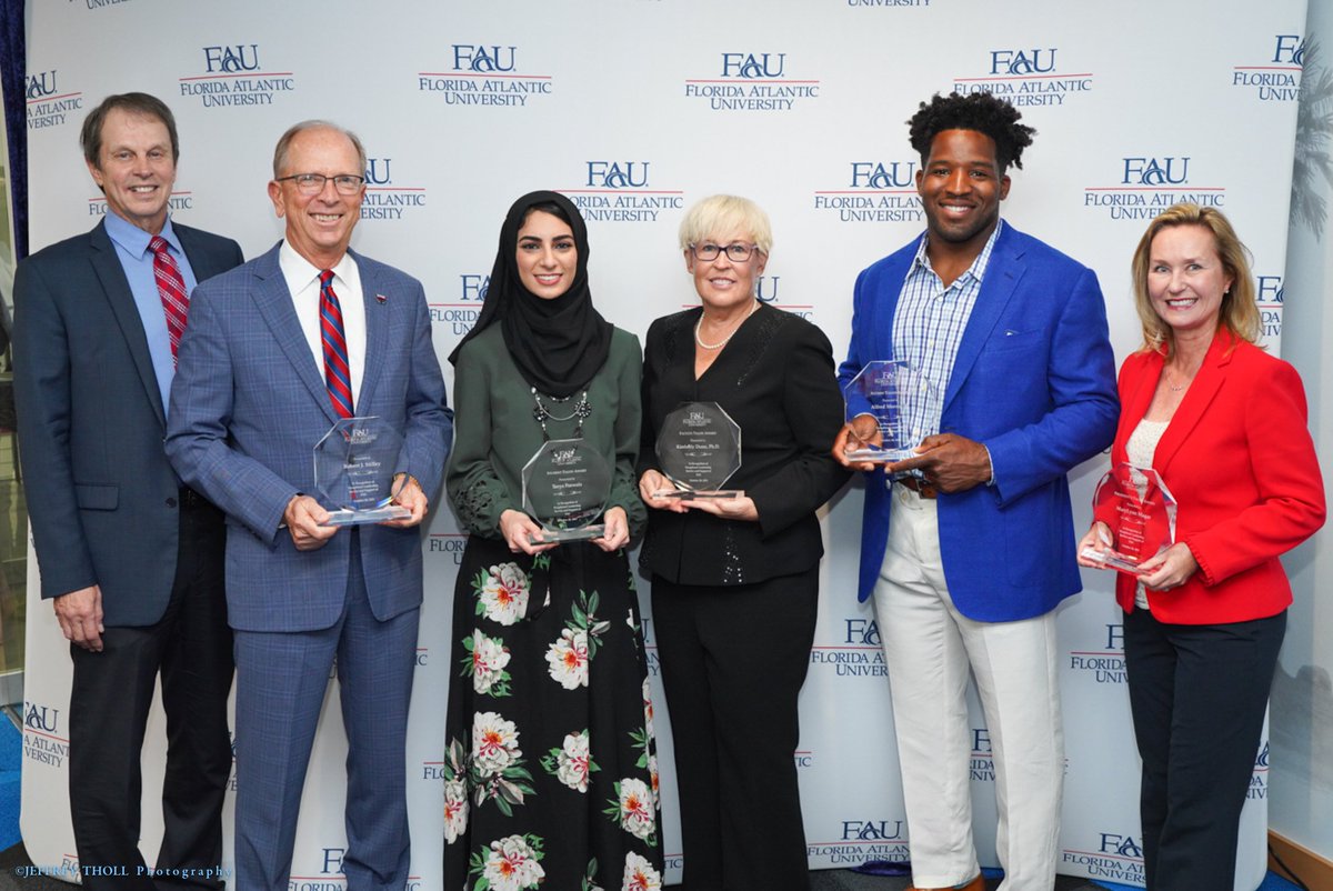 FAUpresident's tweet photo. Reflecting on a wonderful #FAU homecoming week. Congrats to @faufootball on keeping the streak alive 🏈 and to our Talon Award honorees @kdunnFAU, #FAUMed student Tanya Panwala, @MaryLynnMagar, @rjstilley &amp; @FredoSauce. Go Owls! https://t.co/6Ds4gdav7T https://t.co/AX9sBhyOaU