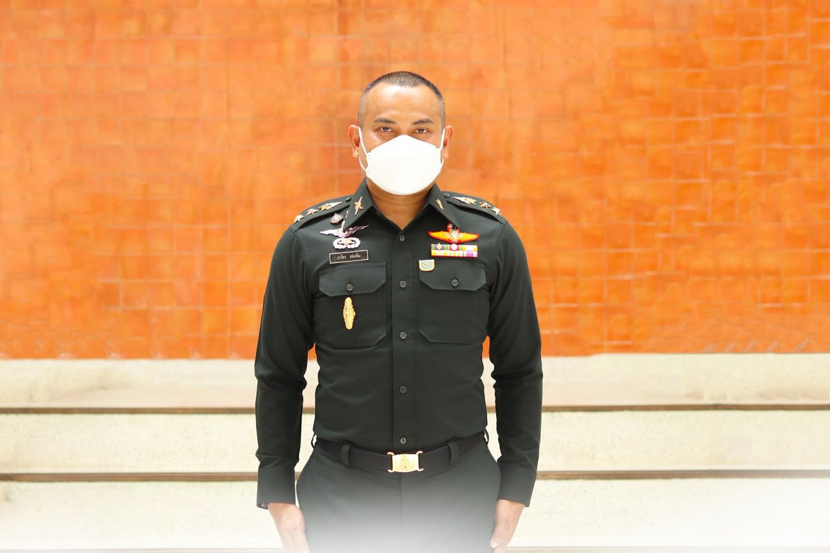 Infantry5002's tweet photo. 🌈 วันที่ 1 พ.ย.64 เวลา 10.00 น.
    ที่ ค่ายสมันตรัฐบุรินทร์ ต.คลองขุด อ.เมือง จ.สตูล พ.อ.เรวัตร เซ่งเข็ม ผบ.ร.5 พัน.2 พบปะให้โอวาทกำลังพลที่ปฏิบัติงาน "ช่วยราชนอกหน่วย" จำนวน 17 นาย ซึ่งเป็นไปตามนโยบายของ  ผบ.พล.ร.5 

#PR5002
#กองทัพภาคที่4 https://t.co/TI8UtRETgo