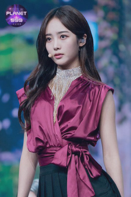 mimi_of_pan_'s tweet photo. lovelyzで思い出したんだけど、ケイちゃんとイェヨンって雰囲気似てない？？？こういう顔の系統が好きな方いますよね！？！？ https://t.co/kzXVLAZYaH