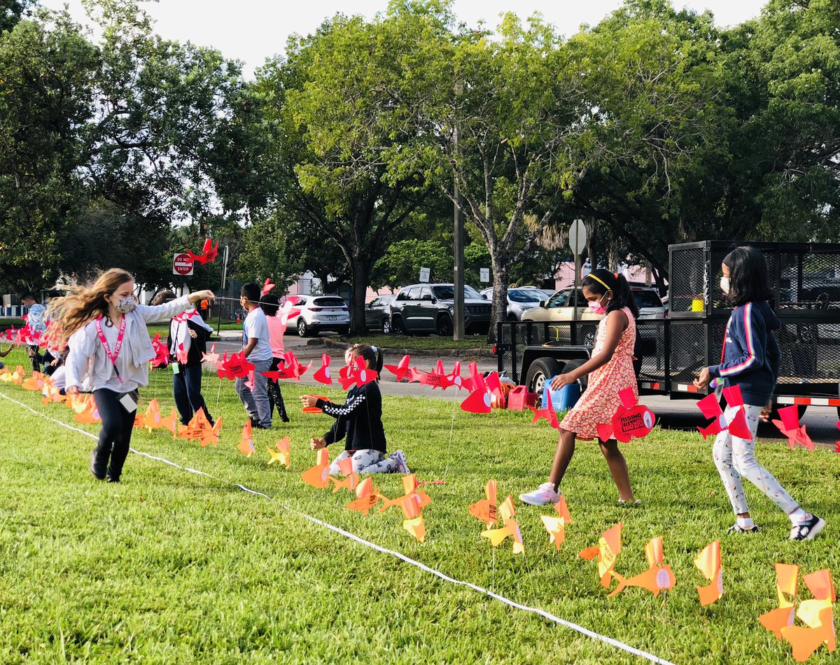 MrsMoorman1's tweet photo. Displaying 300 powerful action steps of @CentralParkElem students, faculty and staff in an effort to decrease our carbon footprint♻️ Every little step counts! #YourChoicesMatter #RisingWaters2021 #COP26 @coleman_cherise @BrowardSTEM @ClimateCreativs https://t.co/FHl9pYfZYg