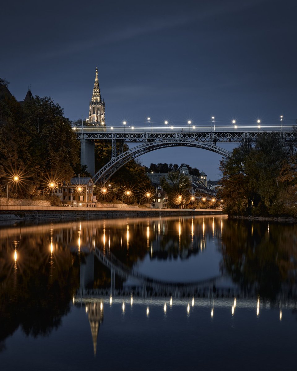 thomasbrenner's tweet photo. After a nice autumn day I enjoyed bluehour with the mirror on a calm river. 
#autum #colors #bluehour https://t.co/0On8ojrYJD
