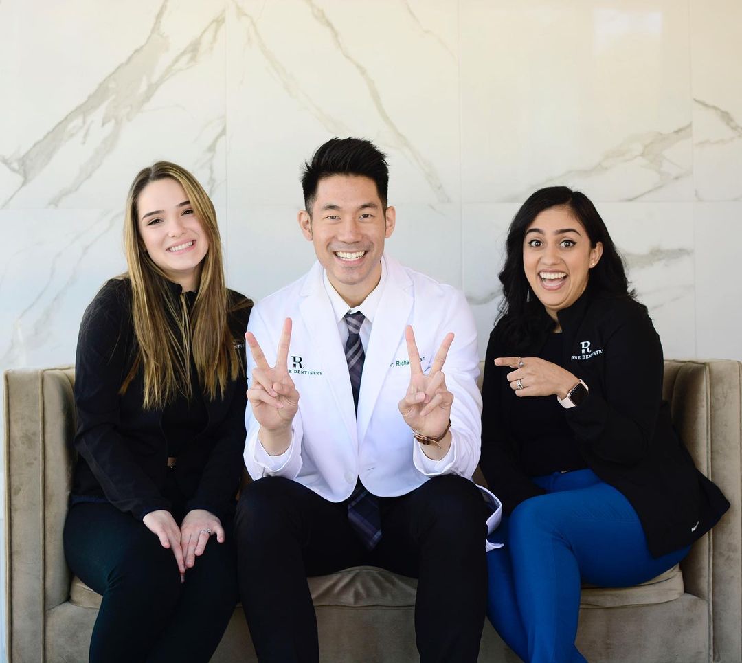 ExperienceGrid's tweet photo. Your smile is your greatest accessory✨😁!

The team at Refine Dentistry is ready to take care of your teeth!🦷

📸: @refinedentistry https://t.co/wxMKZH7Q0T
