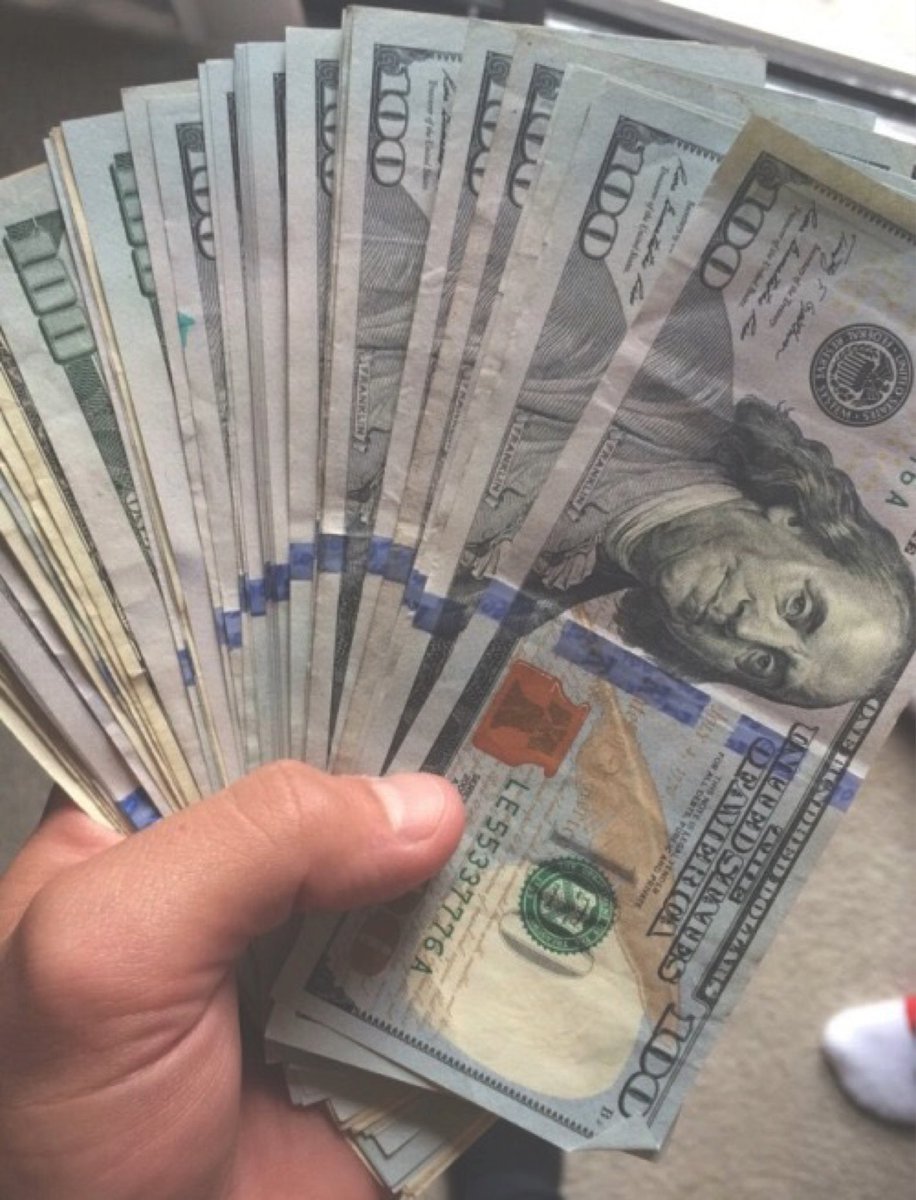 SaucedBySteve's tweet photo. I’ve been going through somethings but it ain’t money problems 💸 https://t.co/8q8xuxJ0P2
