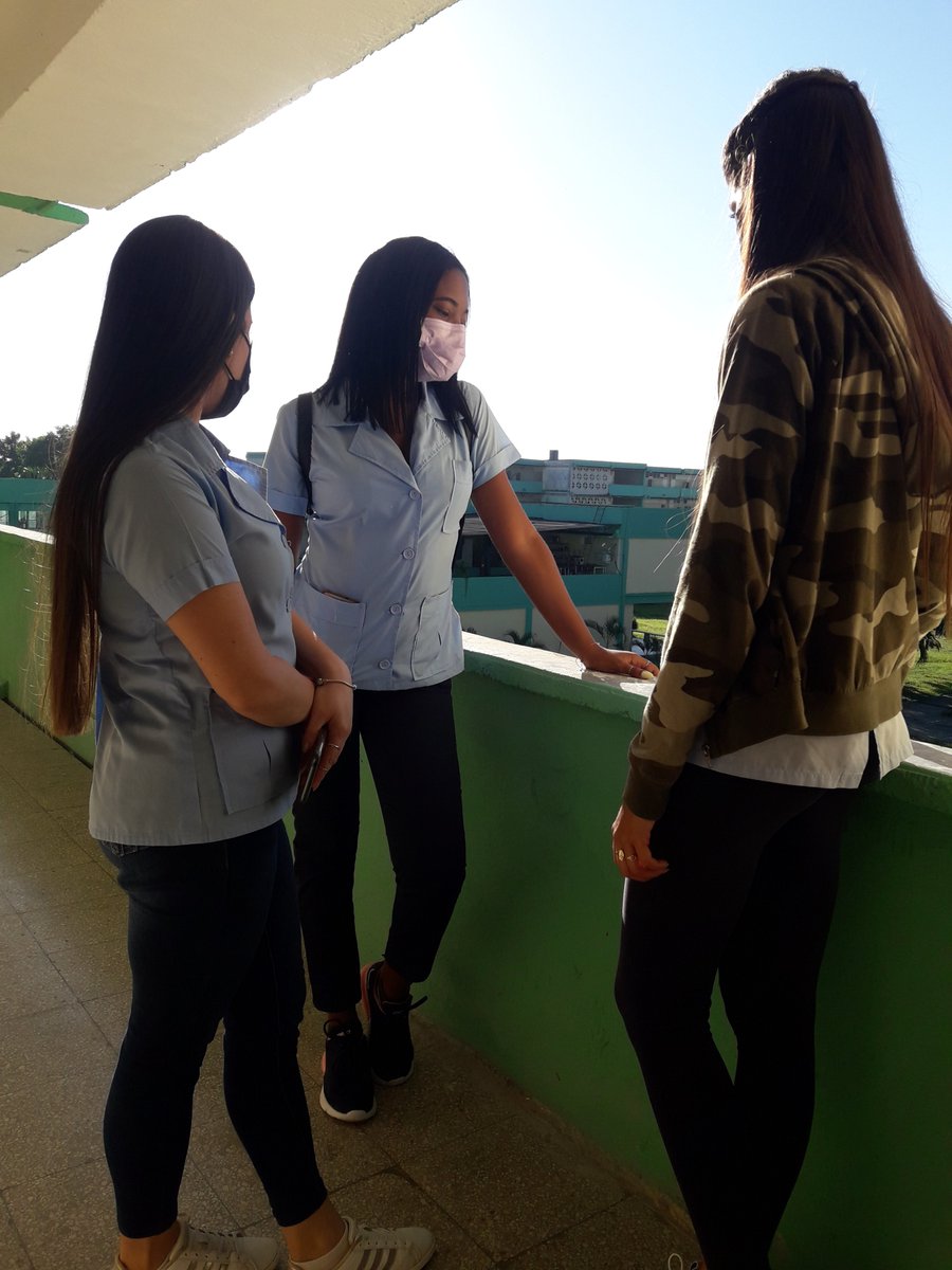 El saludo, el distanciamiento, las medidas a cumplir, nuevas rutinas agregadas que no opacan la alegría de un reinicio lleno de retos y metas en la <a href="/UCM_StiSpiritus/">UCMSS</a> . #CubaPorLaVida