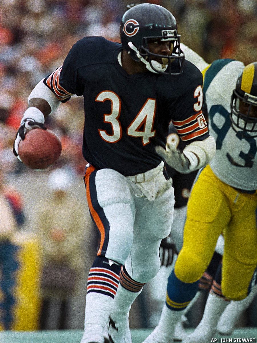 ChicagoBears's tweet image. 22 years ago we lost a legend, but his legacy will live forever.

We miss you, Sweetness. 💙
