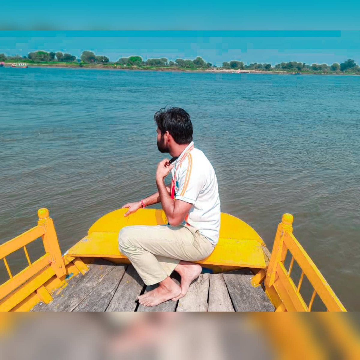Rahul_wst's tweet photo. देवी चित्रलेखाजी और उनके परिवार के साथ वृन्दावन में  😇🙏
 #devichitralekhaji #vrindavan #partyakshsharmaji #madhavprabhuji #brijlatasharma #radhikasharma #radhegovind #radheradhe #yamuna #mathura  #chitralekhaji #motivation #motivationalquotes #rahulsharmatiwari https://t.co/Yi3fTvuIAz