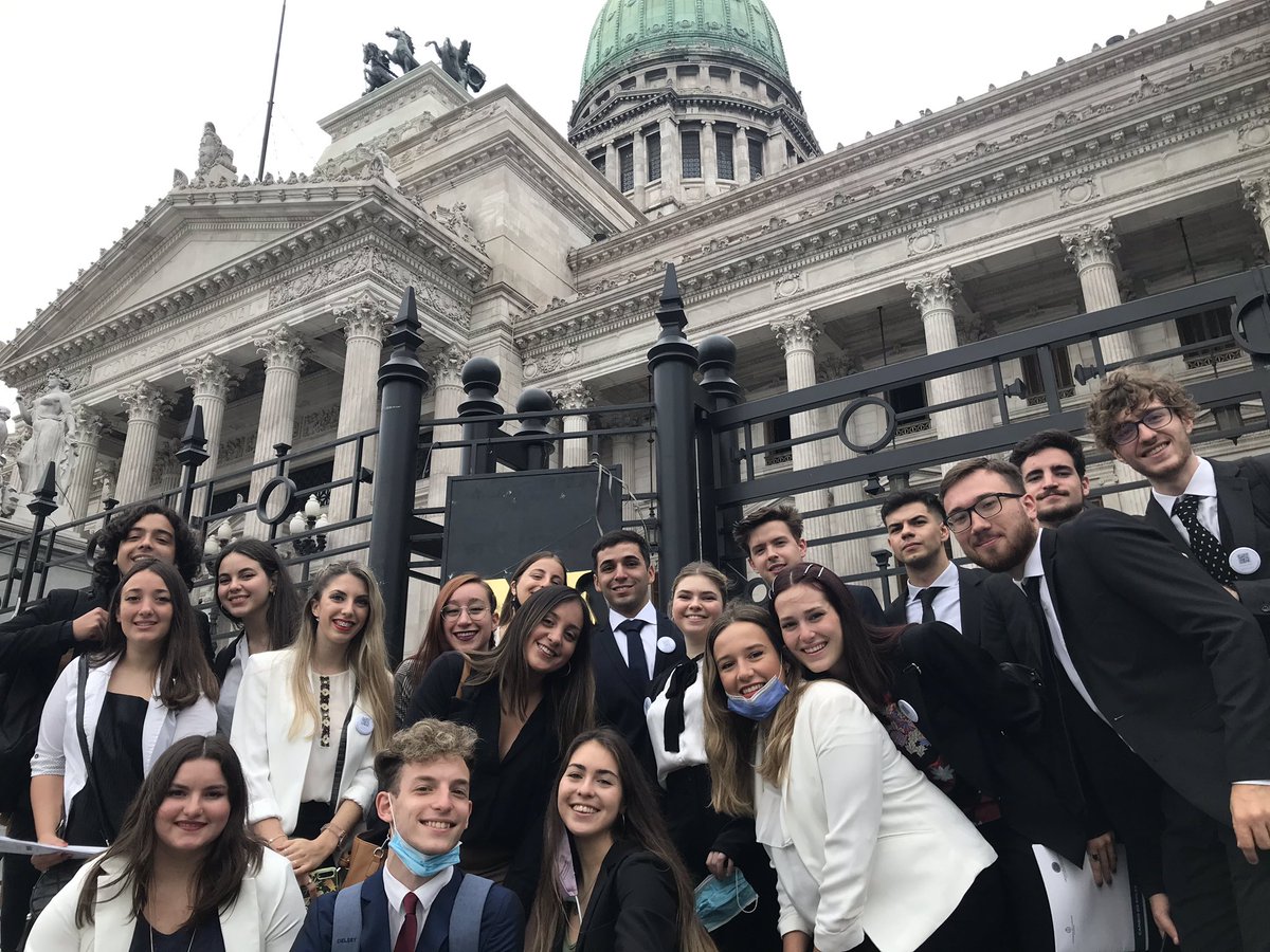 Largamos con una nueva edición del #CambiodeRoles de <a href="/IEERIOFICIALOK/">IEERI</a> <a href="/DiputadosAR/">Diputados Argentina</a> <a href="/SenadoArgentina/">Senado Argentina</a> <a href="/UCCoficial/">Universidad Católica de Córdoba</a> <a href="/PoliticaRRIIUCC/">Ciencia Política y Relaciones Internacionales UCC</a>