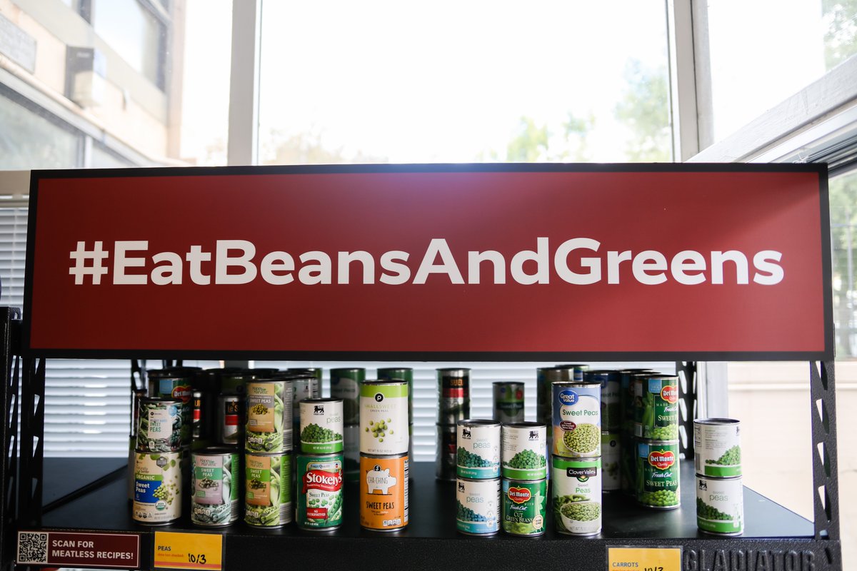We have extended our philanthropic effort to UofSC’s @gamecockpantry by stocking the pantry to help students in need! Students now have @ImpossibleFoods, @tofurky, @daiyafoods, @oatly and @beyondmeat, as well as additional canned beans & vegetables, & whole grains—for free!