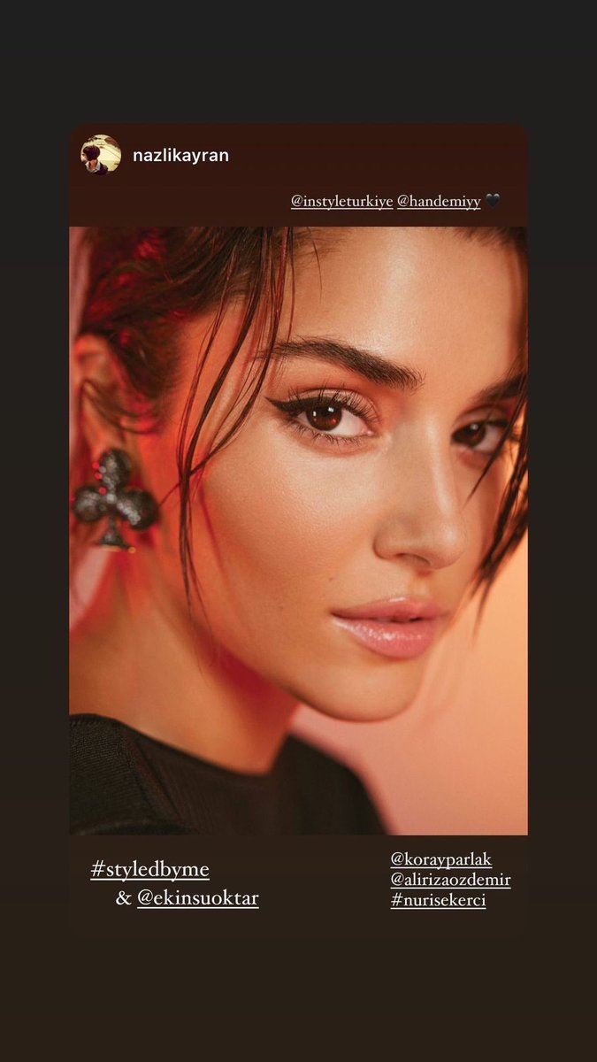 Hande Erçel - 01/11/21 

#HandeErcel