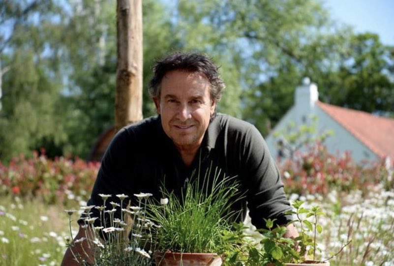 Op dinsdag 9 november is <a href="/borsato/">Marco Borsato</a> te zien in het Vlaamse tv-programma ‘Het Huis’ om 20.35 uur op ÉÉN.
‘Het Huis’ is een documentaire realityreeks waarin Eric Goens 24 uur lang een gast ontvangt in ‘Het Huis’. Kijken jullie ook? #borsato