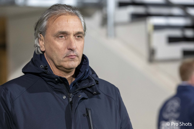 Kritiek op Maaskant-uitspraak: ''Zo overzichtelijk is het niet'' dlvr.it/SBhPxJ Feyenoord