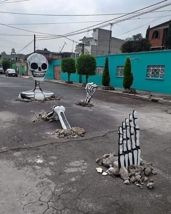 pagolamx's tweet photo. Así deberíamos decorar #ConcepciobBeistegui en @BJAlcaldia 

Cuál otra se les ocurre vecinos? 
@STaboadaMx @AccionesBJ 
#SiHayDeOtra https://t.co/d5bg6LgUx6