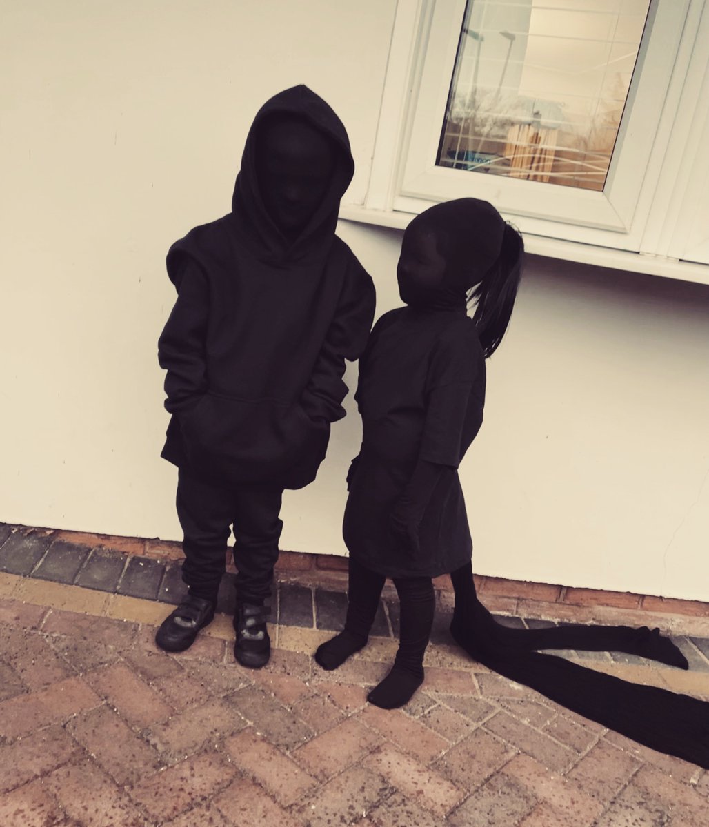 MrsTCasey's tweet photo. @KimKardashian https://t.co/ZNbbvOD3h5