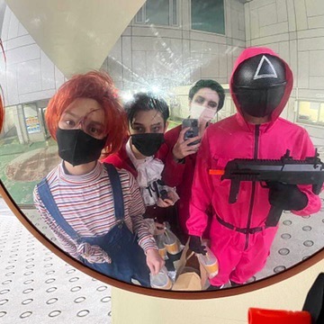 tahobii_'s tweet photo. [INSTAGRAM UPDATE]

[ENG]
Hamburger expedition 🍔
The content is on YouTube!

#Halloween #Halloween #TraineA #Trainee #Costume #Costume
#chucky #joker #dracula #squaregame #chucky #joker #dracula #squidgame #TraineeA_BD @trainee_a https://t.co/oEzXeK7OxG