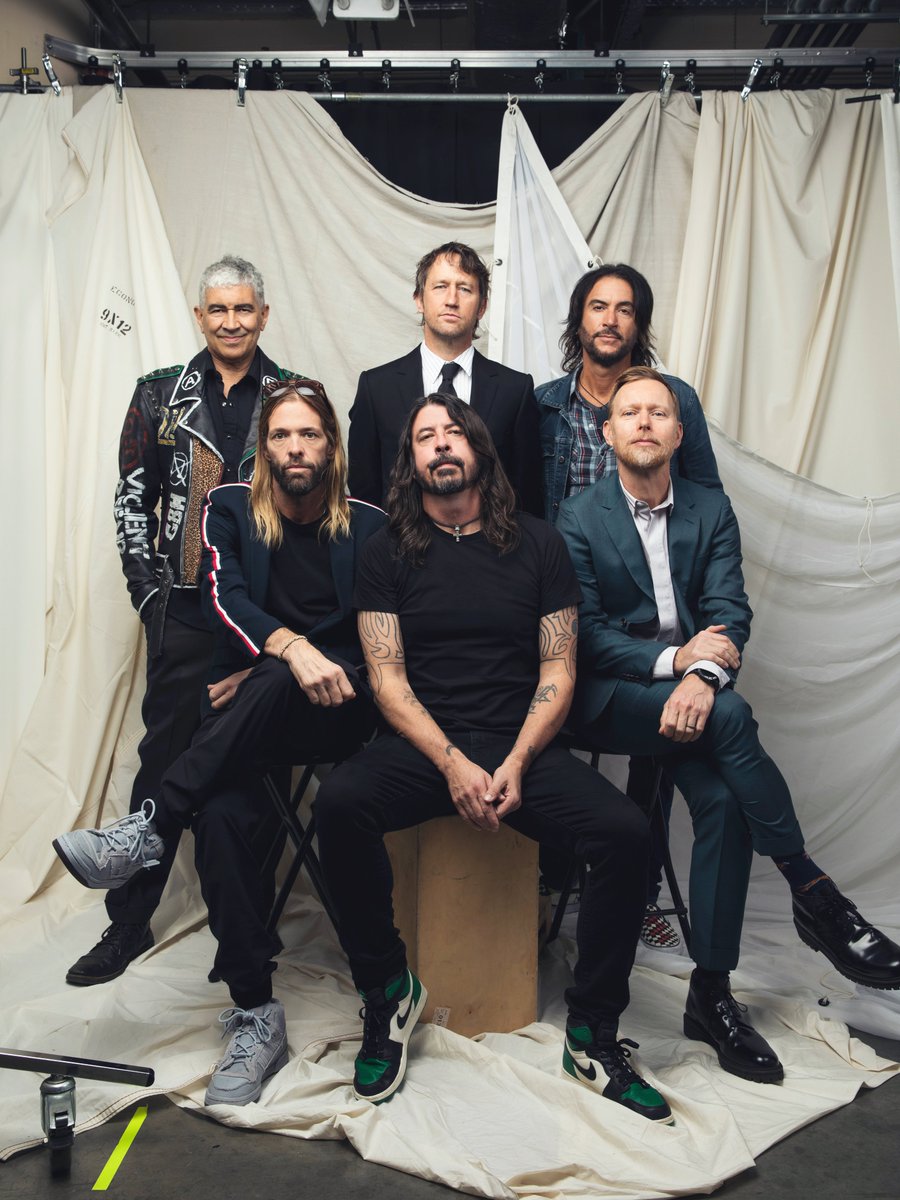 foofighters's tweet image. Thank you @rockhall! Thank you @PaulMcCartney! Thank you Cleveland! But most importantly....Thanks to all of YOU for singing along for all these years - we wouldn’t be here without you. Can’t wait to see you again soon!

Photos by The Tyler Twins