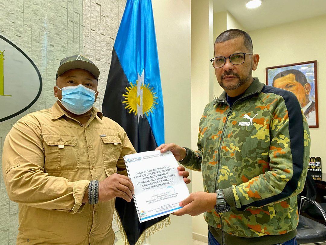 Trabajando en propuestas viables temas claves para el sector transporte en sus diferentes modalidades; incluyendo el motorizado:
✓ Banco de repuestos
✓ Asignación de créditos para mototaxis
✓Asignación de estación de combustible
Queremos fortalecer el servicio de transporte.