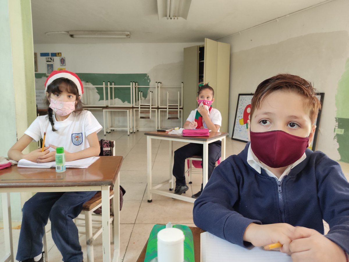 WuikelmanAngelP's tweet photo. Recorriendo escuelas y centros de educación inicial con la Ministra @_LaAvanzadora desde el 23 de Enero constatando el retorno a clases progresivo y seguro
#CooperaciónCPI https://t.co/ADM0lCeHa8