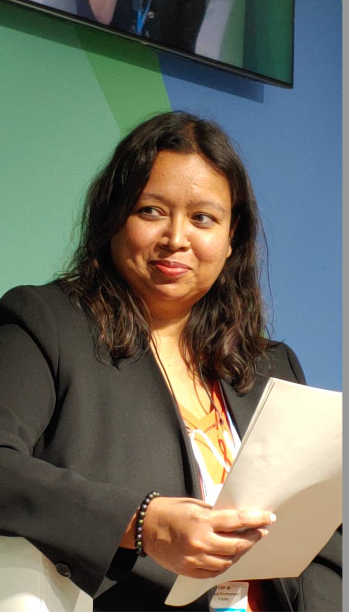 UNBiodiversity's tweet photo. "I think we all agree, we have ten years to really turn the tide on the direction in which things are going. @theGEF is trying to reflect that ambition in #GEF8."

- Sonja Teelucksingh on behalf of @cmrodrigueze on a session on finance at #COP26.

🔴LIVE:
https://t.co/q0exYRPWtq https://t.co/vzrL4p69HV
