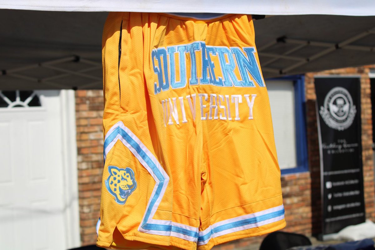 The Anthony Lawrence Collection Store tweet media