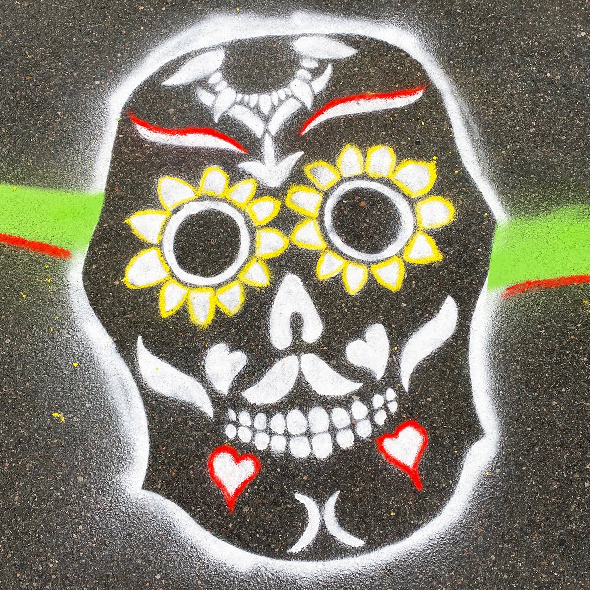 peabodymuseum's tweet photo. This past Friday guests chalked the sidewalk in front of museum in readiness for tonight’s Día de los Muertos / #Dayofthe Dead Commemoration. Registration for the outdoor candle lighting is open until 2pm ET today: https://t.co/fPDVNn7btE. Rain or shine. Photos © Tony Rinaldo. https://t.co/mFbAMiRg9O