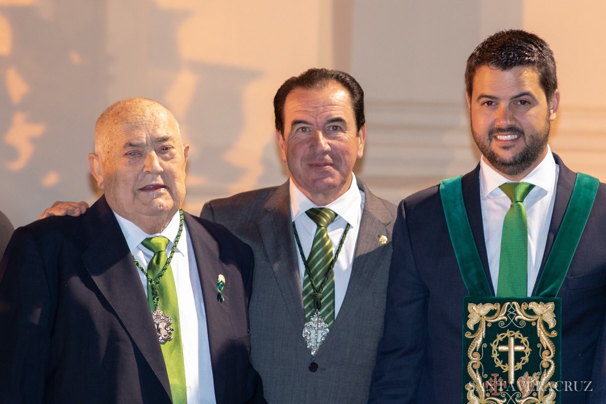 Santa_VeraCruz's tweet photo. Lamentamos informar del fallecimiento de nuestro hermano D. José Ortega Pérez, Hermano Mayor de la Cofradía en el periodo 1984-1986 y, posteriormente, alcalde de Alhaurín el Grande hasta 1999. D.E.P.
#VeracruzALH https://t.co/dmu91uDs10