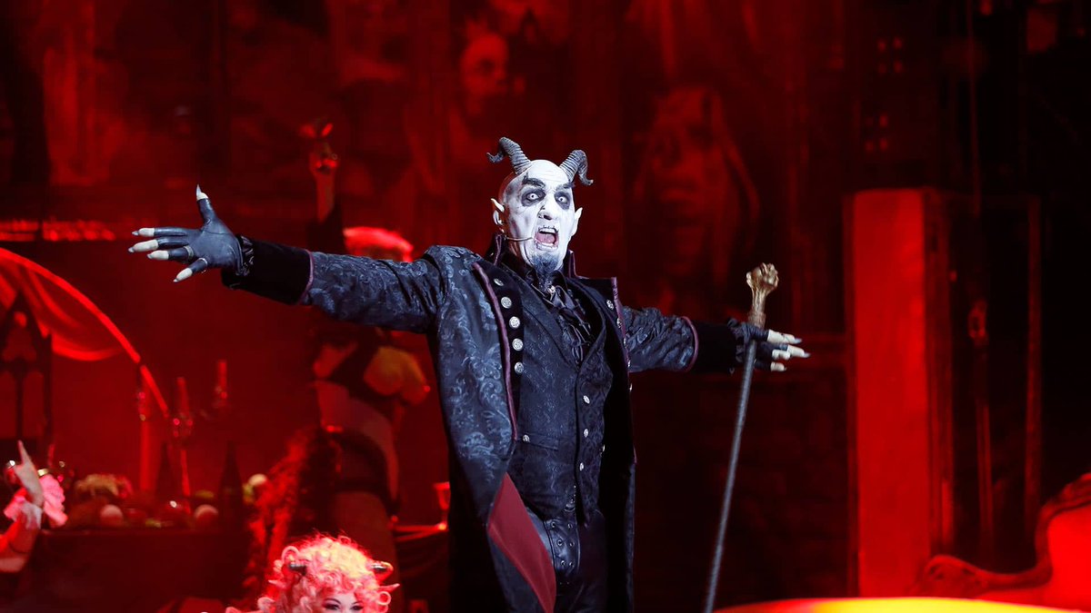 ❗️Sorteo❗️
¿Quieres 2 entradas para acudir este sábado día 6 al #CircodeLosHorrores en <a href="/IFEMA/">IFEMA MADRID</a>?
Es muy fácil:
1. Ser seguidor nuestro en Twitter🙋‍♀️
2. Haz retuit a este tweet🔁
3. Danos un motivo para regalártelas😏 
Con eso, ya entras en el sorteo. 👍

Límite 4/11 a las 18.00h.