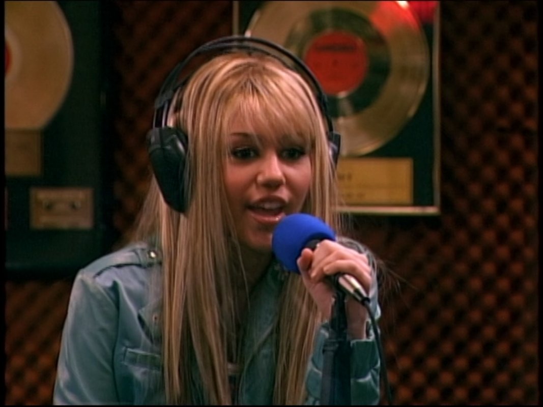 It's that time again, folks! Join Elise and returning guest Michael Stahl as they give an in-depth breakdown of the songs of #HannahMontana season 2. In today's episode, they're making their way through the first 5 songs on the soundtrack. Go check it out! anchor.fm/elise-eldridge…