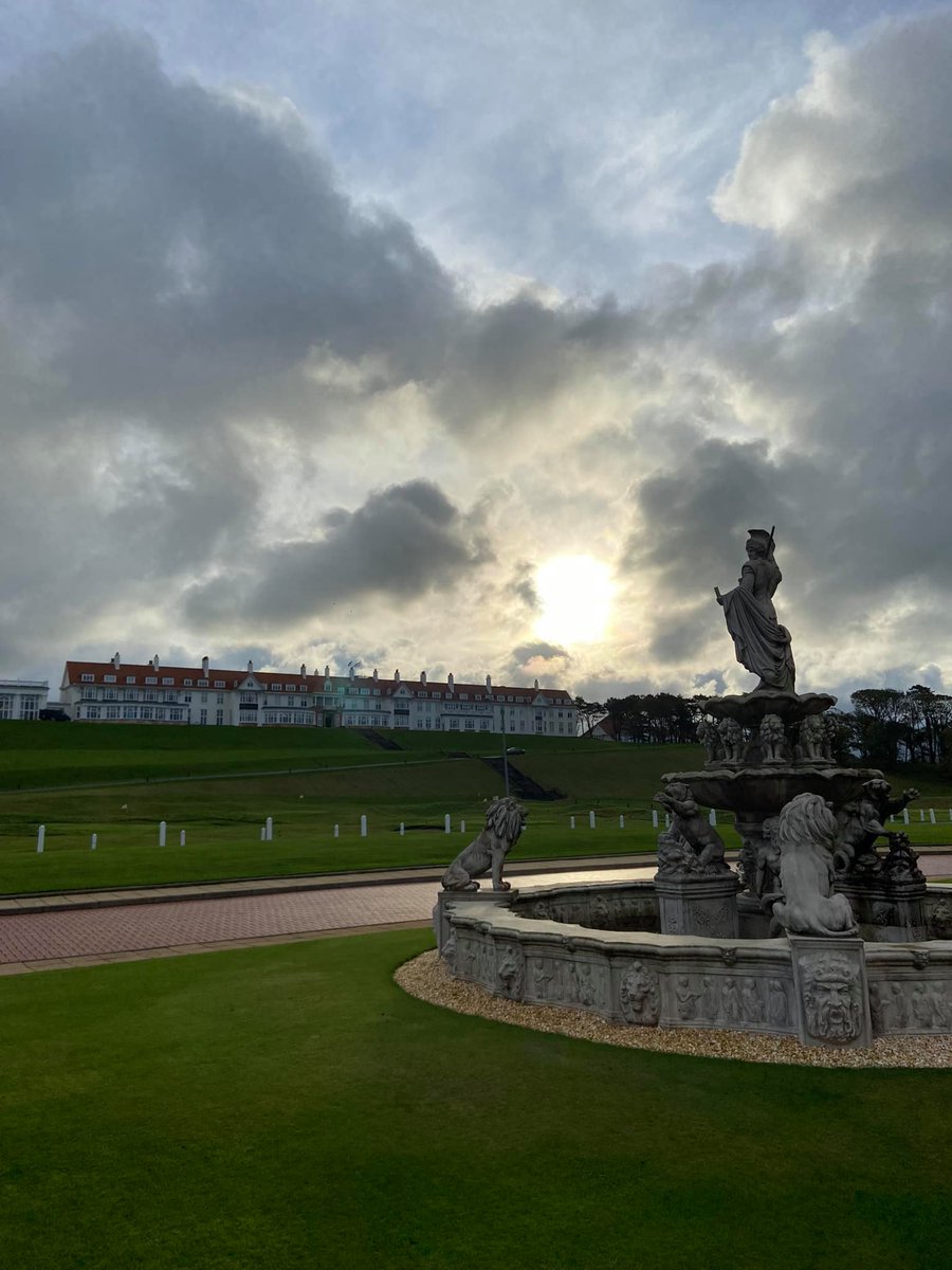 SueBarnard123's tweet photo. Super proud wifey #gwag!!! Hubby has only gone and won #turnberrytwos at the weekend with his mate https://t.co/MzuYItpmcM