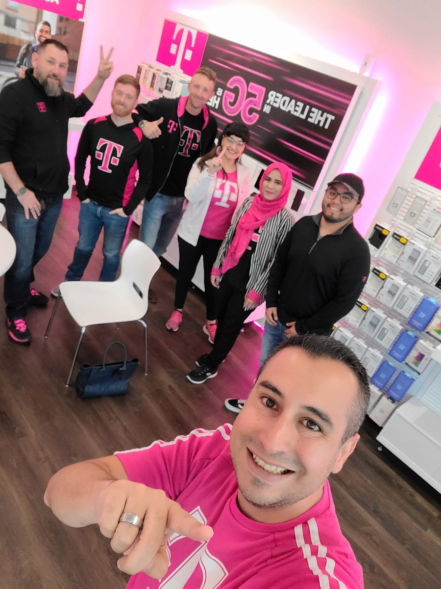 <a href="/WVannurden/">William Vannurden</a> and his team READY to paint MAGENTA our SMRA town of Princeton, TX! The energy, knowledge and diversity of this team is simply AMAZING. Be ready TMO family, this team is destined to do GREAT things! 
#NorthTXstars 🤠⭐
@MagentaMagnet41 <a href="/domjrcoleman/">Dom Coleman</a> <a href="/JohnStevens_/">John Stevens</a>