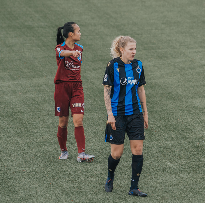 ClubYLA_'s tweet photo. Look who's finally back on the pitch after 5 months of recovery! 😍#ClubYLA #firstofficialgame https://t.co/RdrdnmxcJz