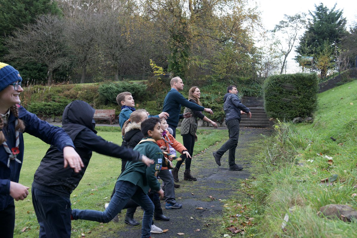 TRH the Duke and Duchess of Cambridge have fun taking part in Scout activities in <a href="/AllyParkHub/">Alexandra Park Sports Hub Glasgow</a> which hosted <a href="/ClydeScouts/">Clyde Scouts</a> meetings throughout the various lockdowns in Glasgow. #PromiseToThePlanet #TogetherForOurPlanet