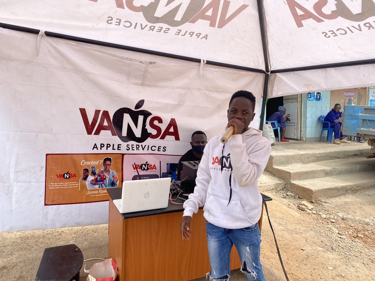 VansaAppleShop's tweet photo. Yes!!! We decided this season has to be different, we are coming to your area🔥🔥🔥🔥 remember Anything apple #CallVansa 0700193166 or 0700280165 https://t.co/1sZdja01gy